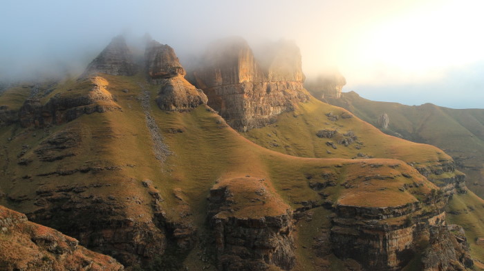 Bushman's Nek Drakensberg Experience